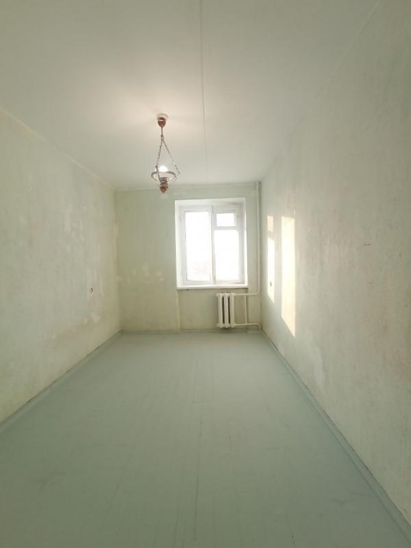 Продается 2-х комнатная квартира на 8-м этаже в кирпичном доме в самом востребованном районе города - Новотроицк