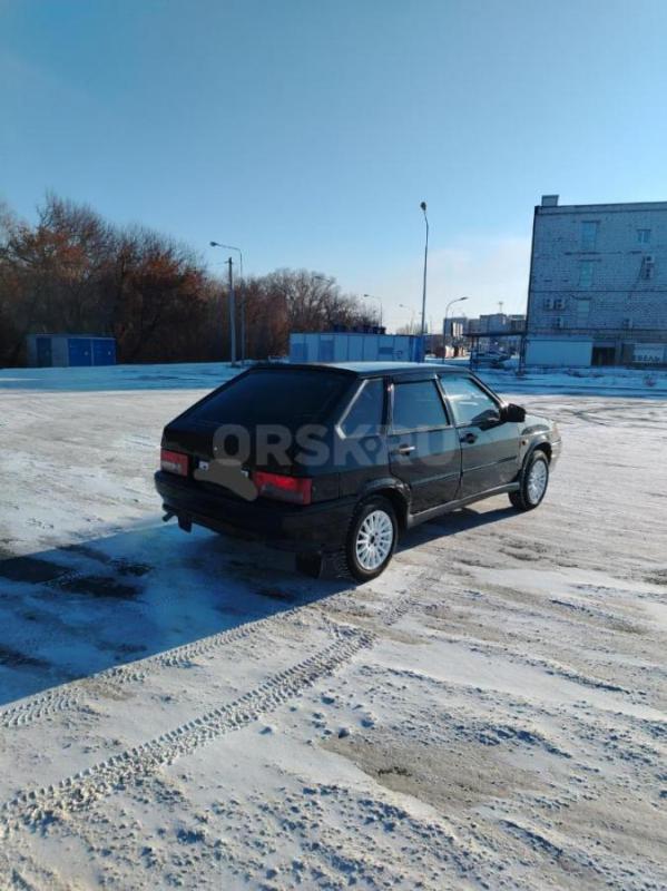 Продам ваз-2114 2010 года выпуска
Супер-авто
В красивом цвете "Кварц"
ПТС ориги - Орск