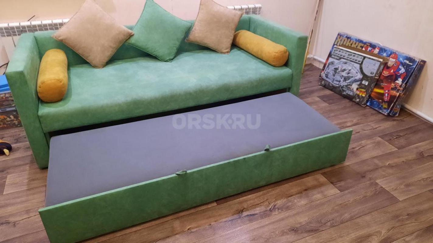 Продам диван с раскладным механизмом дельфин. - Орск