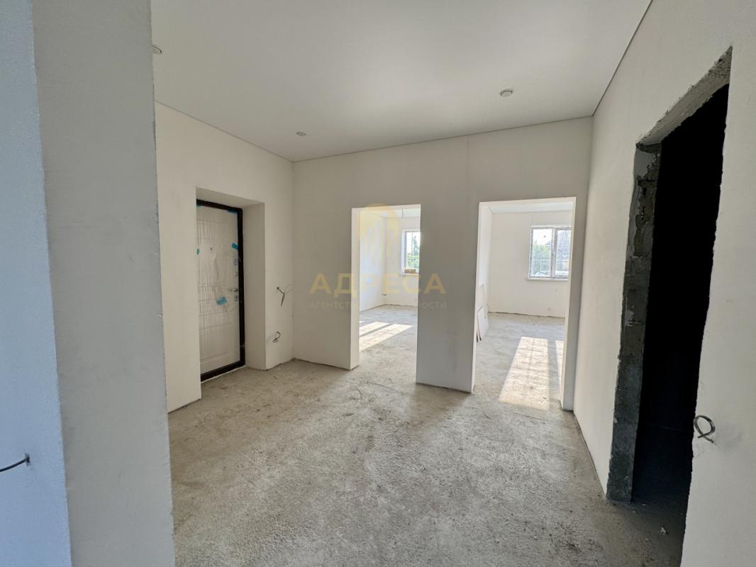 Предлaгaeм к продаже новый дoм дуплекс в мкр. - Оренбург