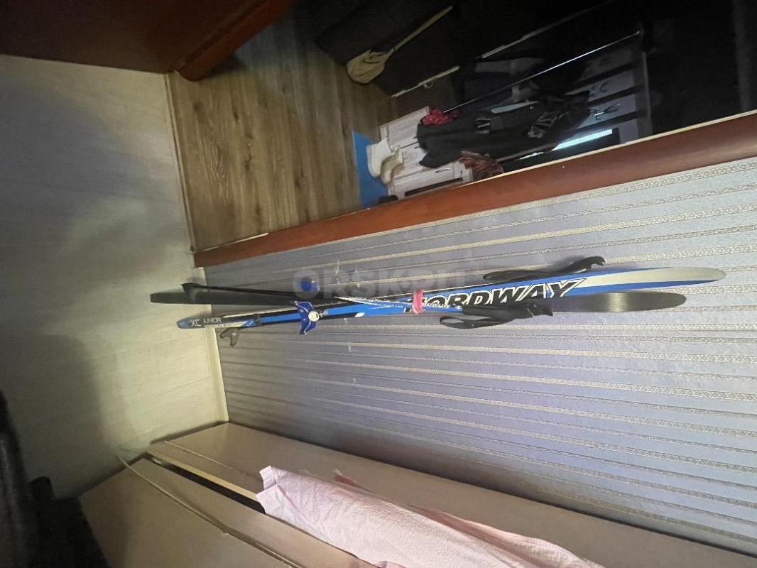 Продам подростковые лыжи, катались одну зиму. - Орск