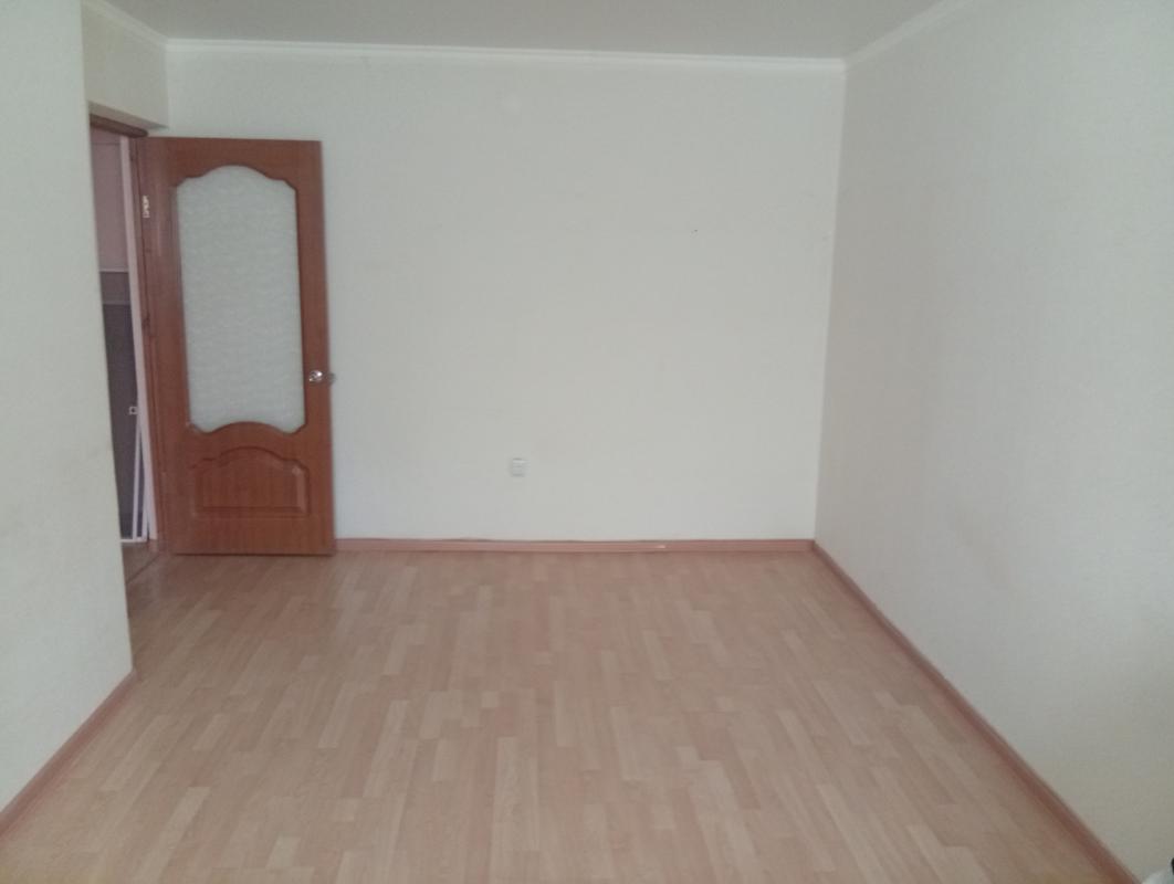 Продаеться теплая  однокомнатную квартиру в центре города улучшенной планировки на втором этаже в 5 - Гай