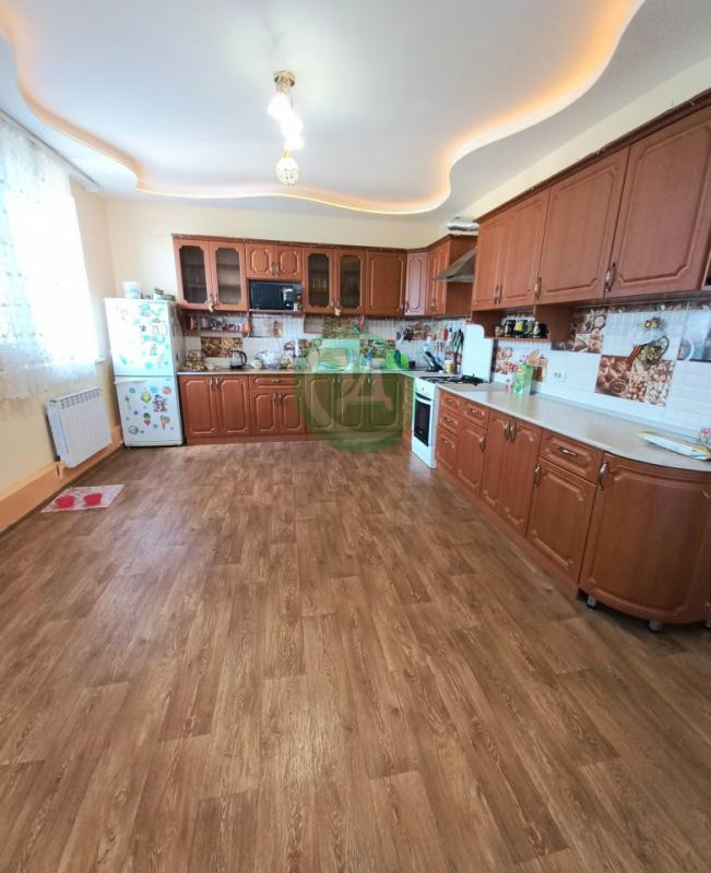 Продается уютный, двух этажный дом по ул. - Орск