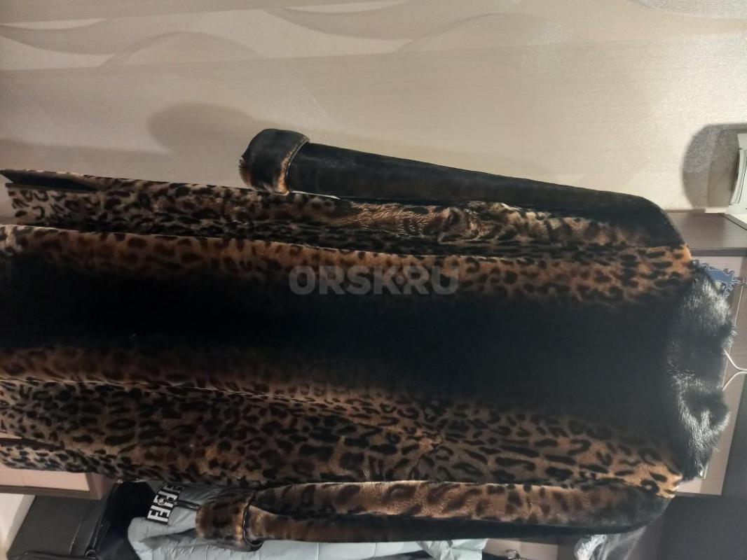 Шуба мутоновая, производство фабричное Г. - Орск