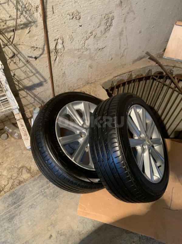 В отличном состоянии 
215/55/17 - Орск