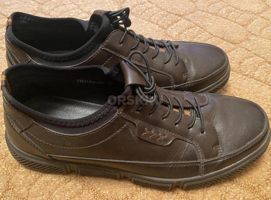 Ботинки демисезонные в отличном состоянии.размер 43 - Орск