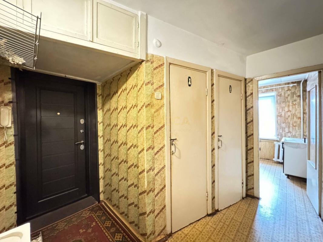 Продается двухкомнатная квартира , общей площадью 44,6 кв . - Оренбург