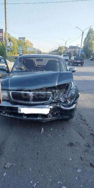 Продам ГАЗ 3110(Волга),после ДТП.. - Орск