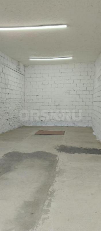 Капитальный гараж после полного ремонта район Ялтинская 99 на против подстанции 240-ой квартал. - Орск