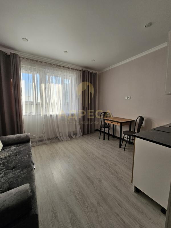 Продается квартира-студия с отличным, современным ремонтом, 22.8м. - Оренбург