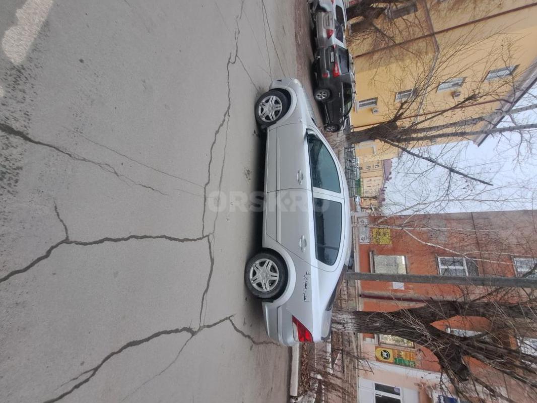 Продам опель владею с 22года
В 23 году установил контрактный двигатель 
Документы на руках
Машину - Орск