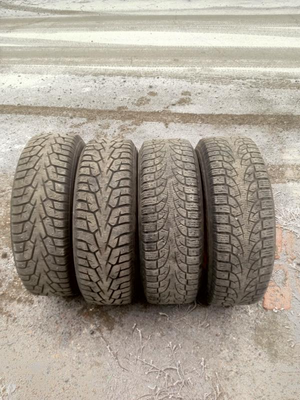 Продам комплект зимних колёс. - Новотроицк