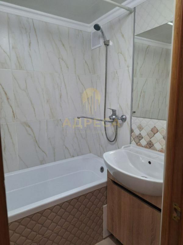 ПРЕДЛАГАЕМ ВАШЕМУ ВНИМАНИЮ ПРОСТОРНУЮ И УЮТНУЮ ДВУХКОМНАТНУЮ КВАРТИРУ! - Оренбург