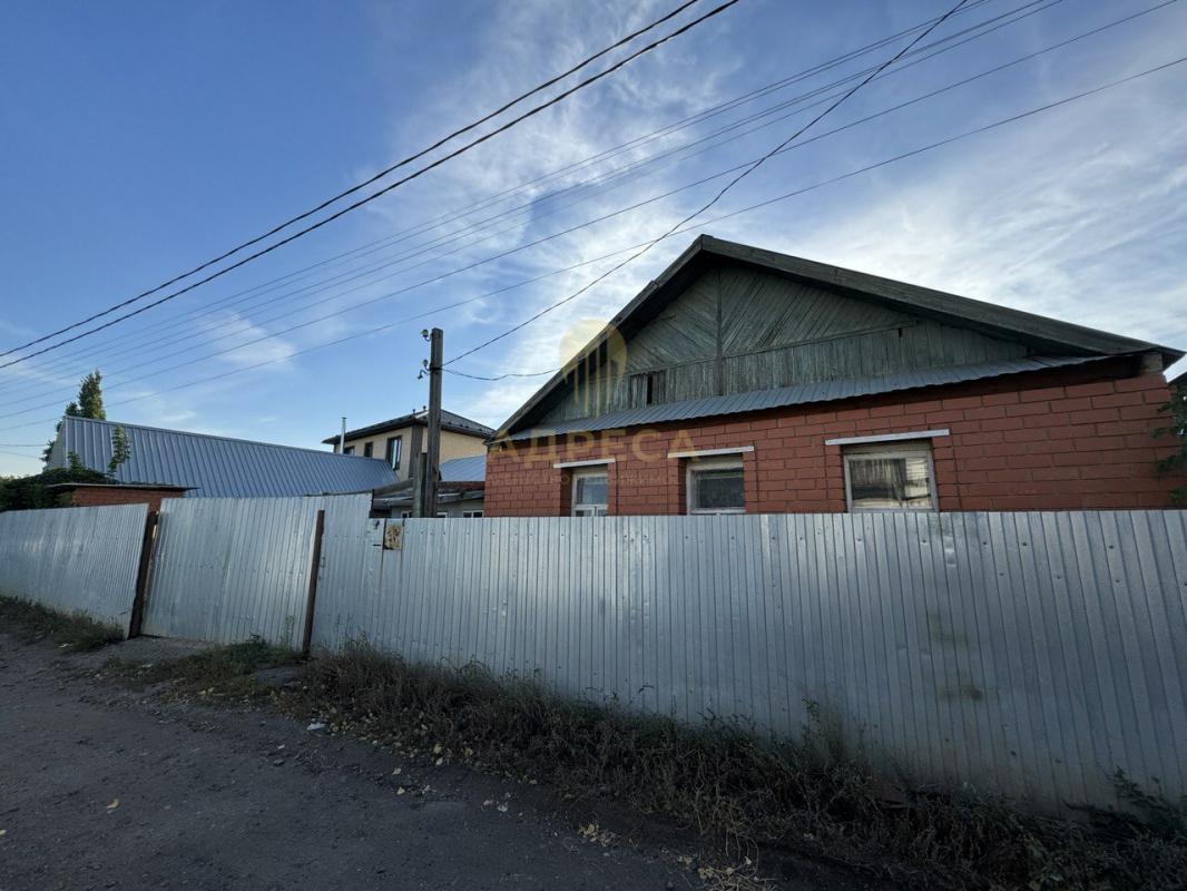 Продается частный дом , общей площадью 84 кв . - Оренбург