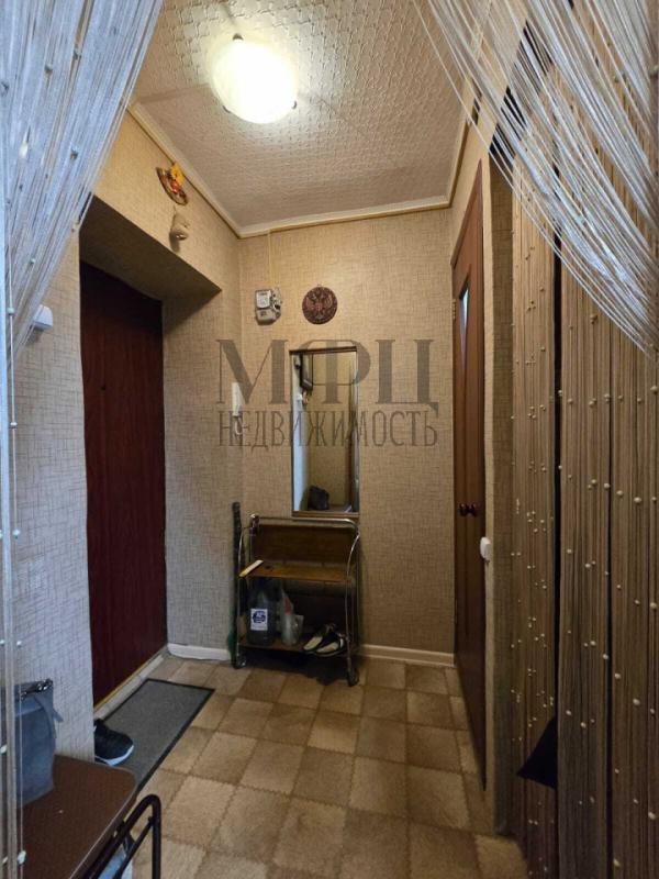 Продается отличная теплая квартира по адресу Шелухина 8 на 2 этаже. - Орск