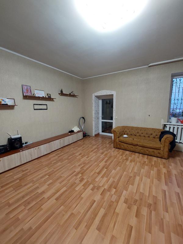 Продаю дом в п. - Новотроицк