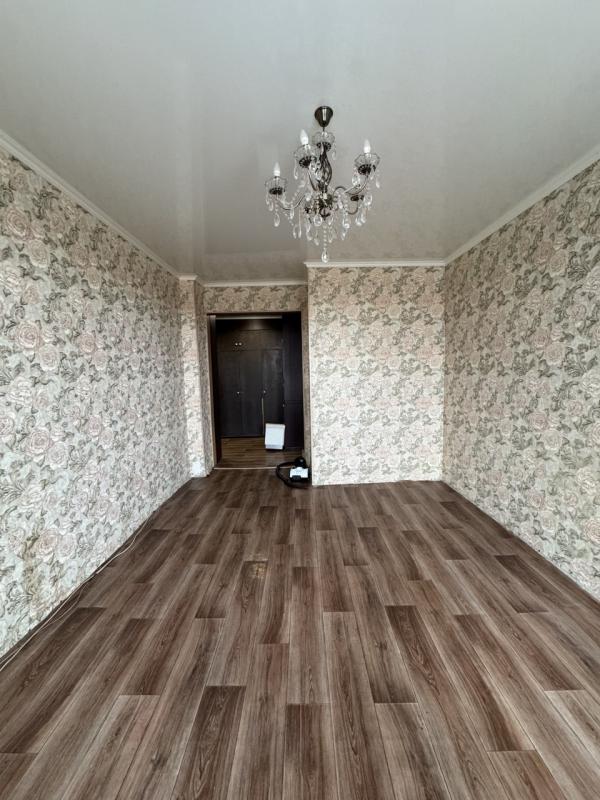 Если у вас большая и дружная семья и вы мечтаете о большой и просторной квартире этот вариант точно - Новотроицк