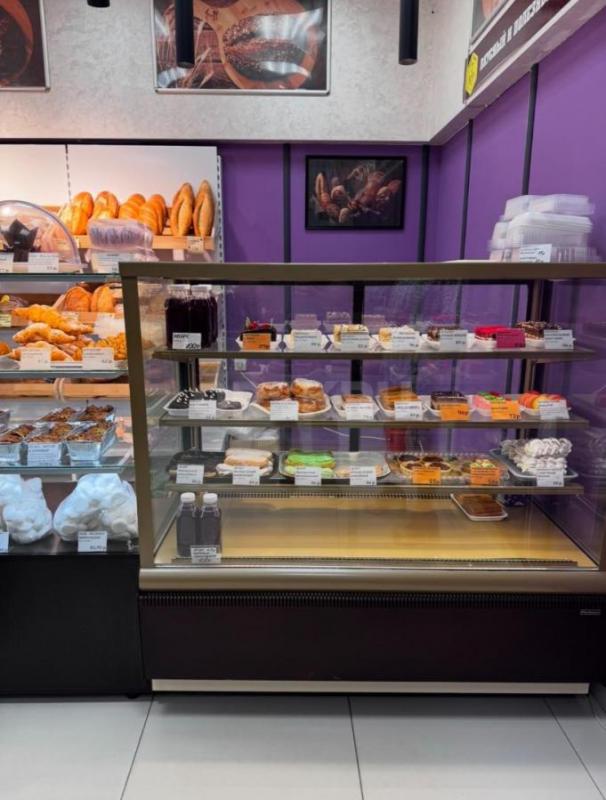 Продам два магазина хлебобулочных и кондитерских изделий "7 Свежий Хлеб", располож - Орск