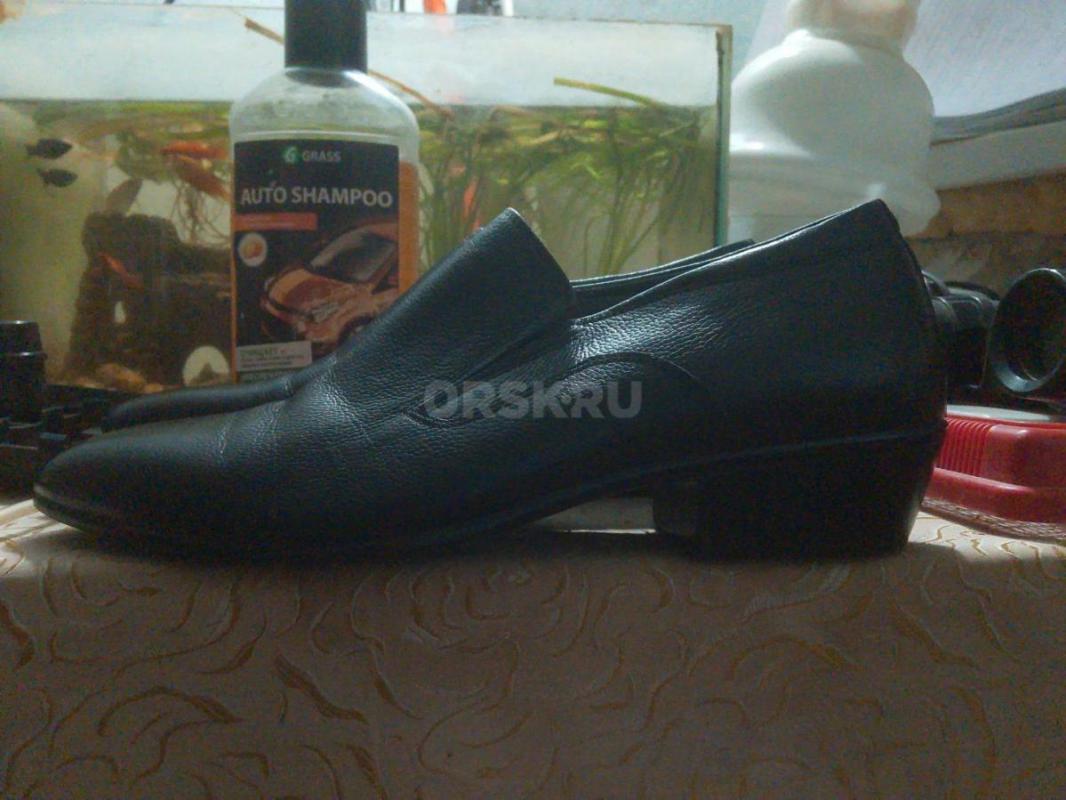 Новые летние импортные 43 размер, натуралки,высокий каблук, надевал один раз на свадьбу был в помеще - Орск