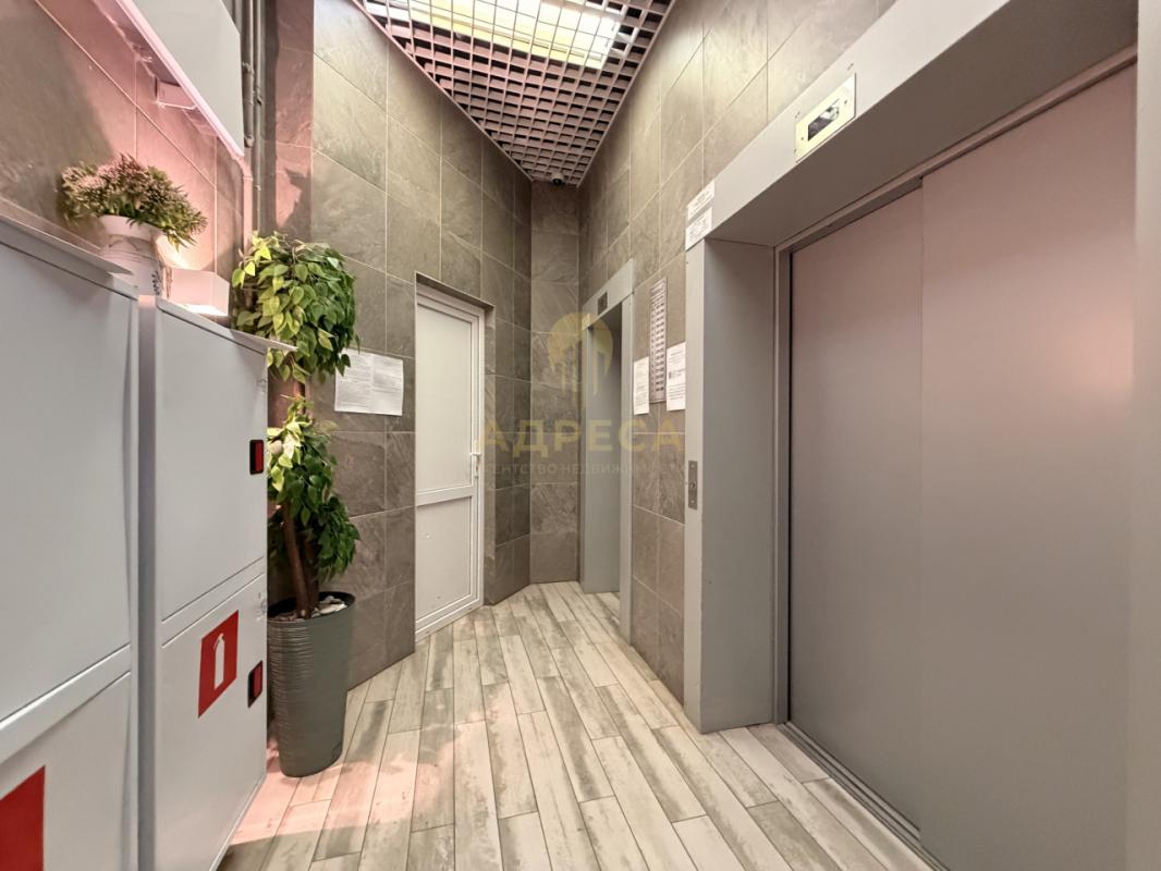 Продаётся тёплая, уютная квартира с удобной планировкой, общей площадью 50,4 кв. - Оренбург