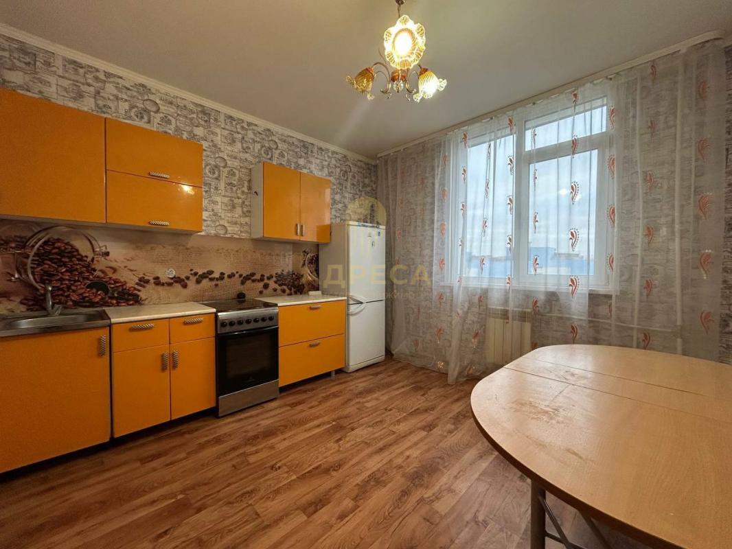 Продаётся однокомнатная квартира 36,4 кв. - Оренбург