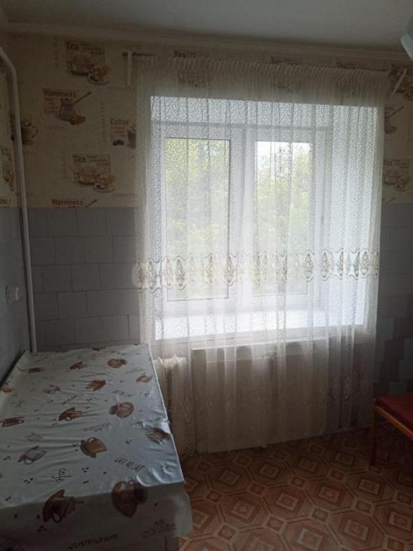 Продаю 3-х комнатную квартиру( маломерка), общей площадью 44 кв. - Орск