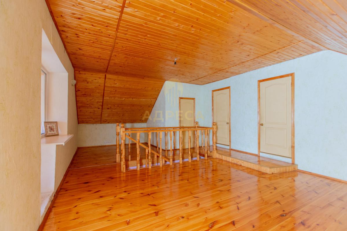 Пpeдлaгаем ДОМ современной постройки на улице Дамбовой (п. - Оренбург