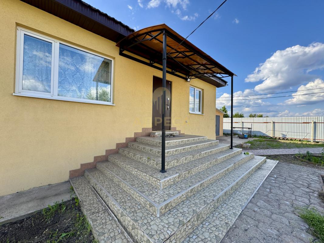 ТЕПЛЫЙ ДОМ С БАНЕЙ, 2-х этажный, круглогодичного проживания (Дубки). - Оренбург