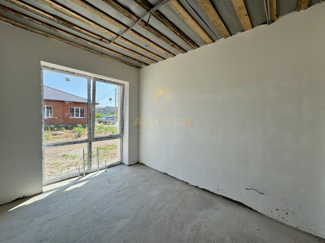 Предлaгaeм к продаже новый дoм в п. - Оренбург