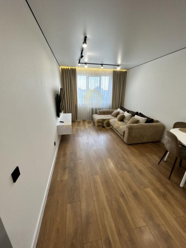 Евро-трешка с дизайнерским ремонтом в доме комфорт-класса, ЖК &laquo;Геометрия&raquo;. - Оренбург