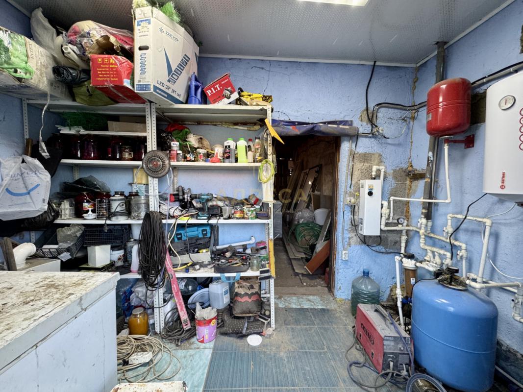 Предлагаем Вaшeму вниманию БОЛЬШОЙ ДОМ с ремонтом и мебелью, С ГАРАЖОМ по хорошей цене! - Оренбург