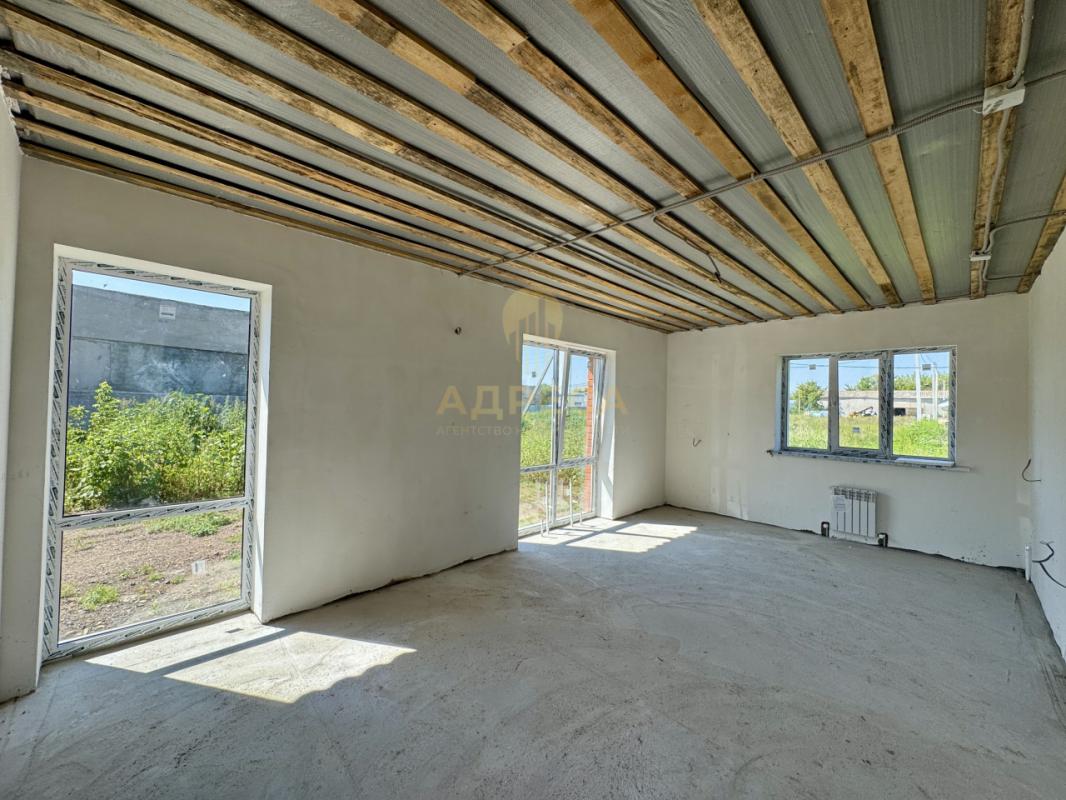 Предлaгaeм к продаже новый дoм в п. - Оренбург