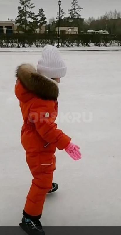 Продам комбинезон, состояние отличное, можно сказать новый. - Орск