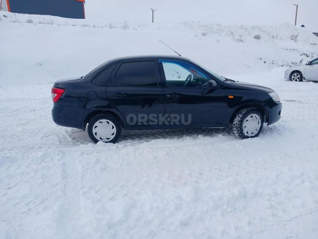 Лада Гранта 2013 год в хорошем состоянии. - Орск