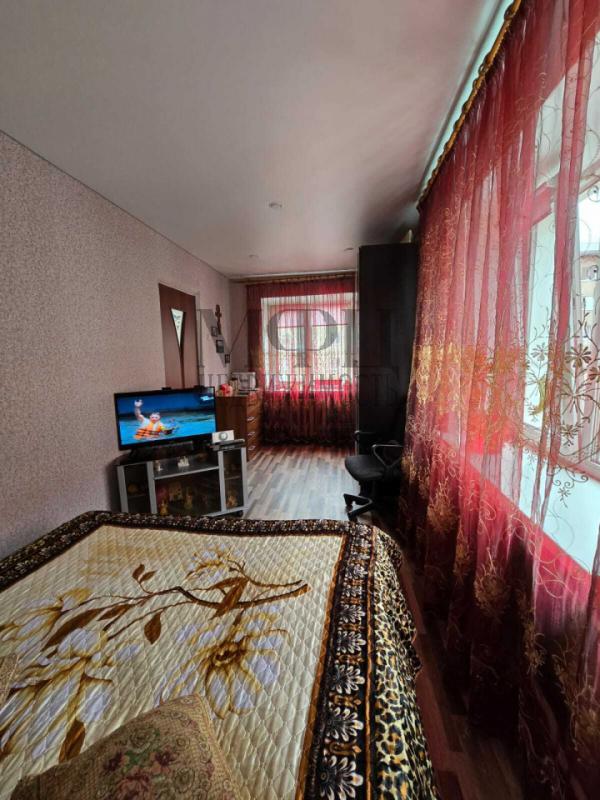 Продается отличная теплая квартира по адресу Шелухина 8 на 2 этаже. - Орск