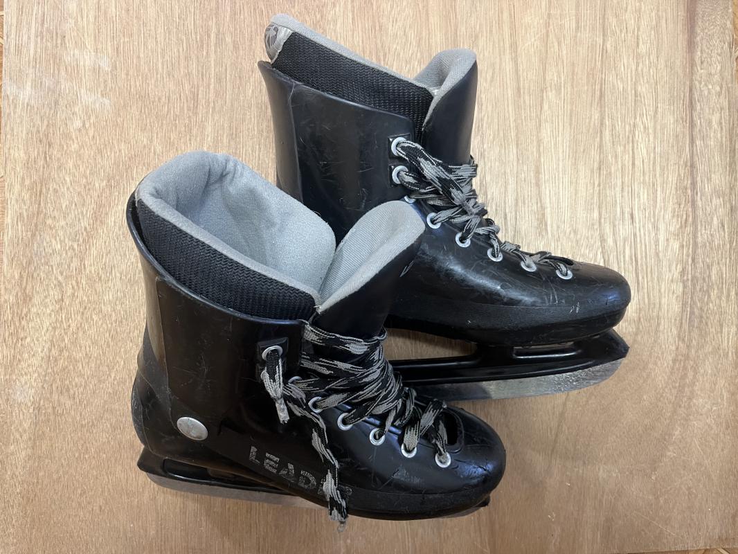 продам коньки  LEADER, б/у, в хорошем состоянии, раз. 40 - Гай