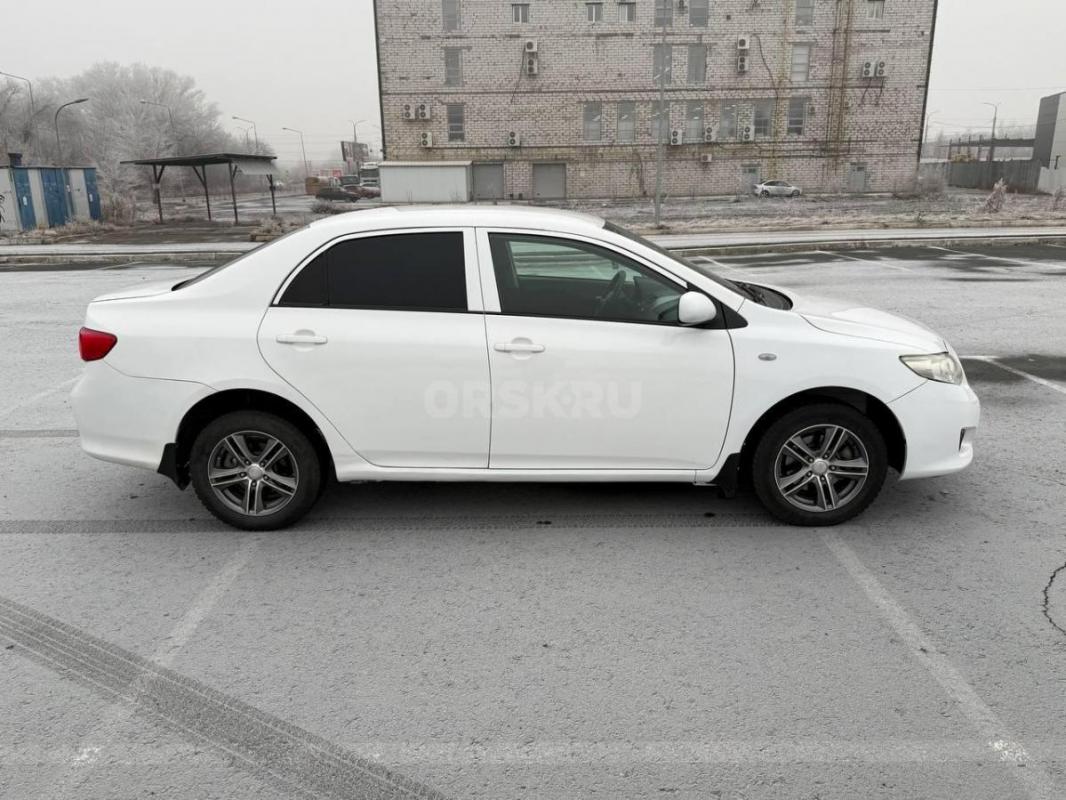 Продам,в отличном состоянии на отличном ходу 
Зима лето в наличии,вложено много денег в автомобиль - Орск