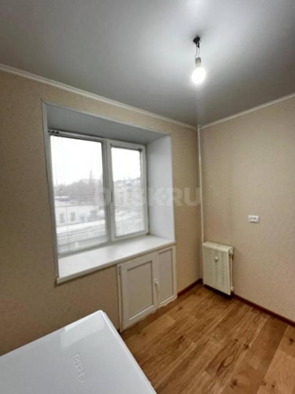 Продаётся просторная трёхкомнатная квартира общей площадью 58 кв. - Орск