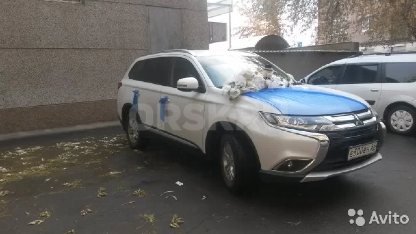 Mitsubishi Outlander (Мицубиси аутлендер) Белый перламутр для вашего торжества (свадьба, венчание, в - Орск