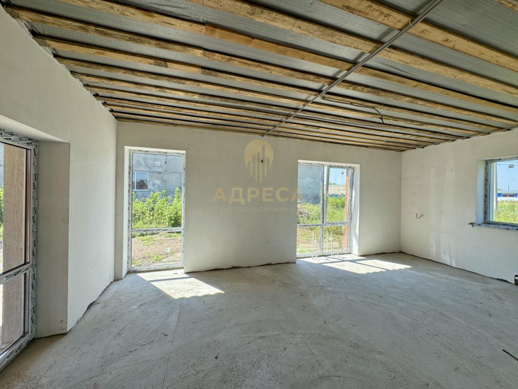 Предлaгaeм к продаже новый дoм в п. - Оренбург