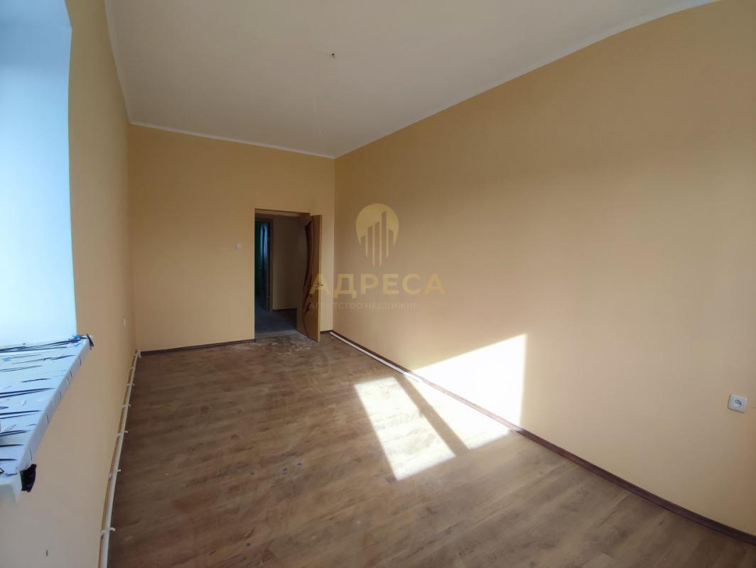 Объявление о продаже домаПродаётся новый двухэтажный дом площадью 96,6 квадратных метров в Сакмарско - Украинка