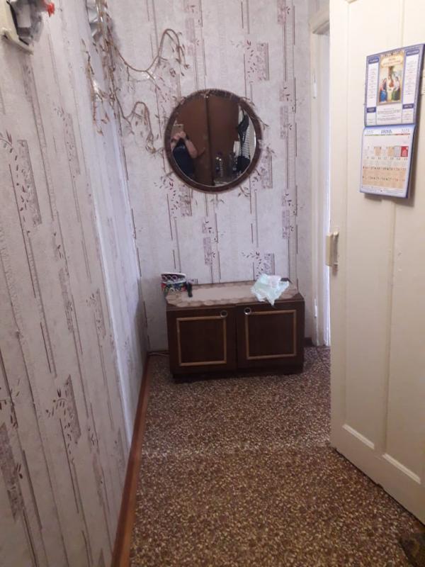 Продается двухкомнатаная квартира по ул. - Орск