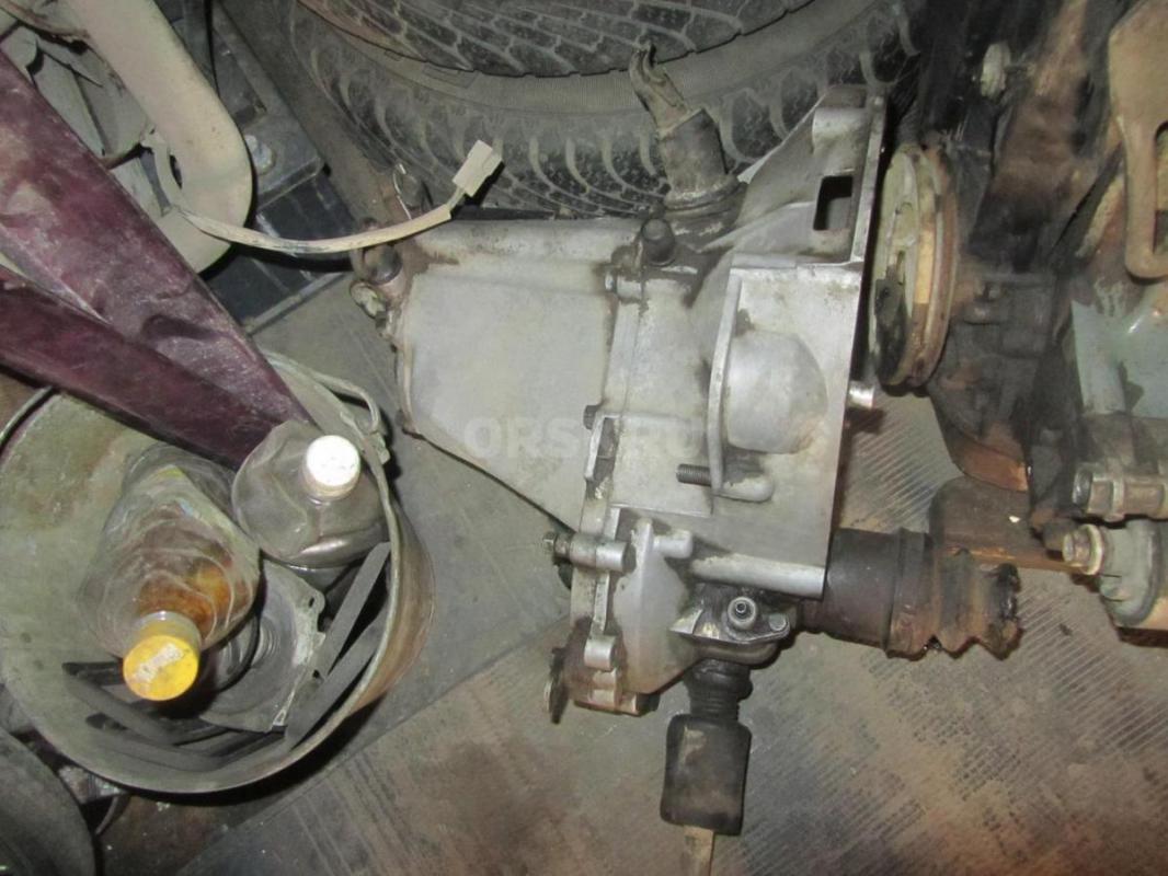 есть двиг и мкпп ОКА - Новотроицк