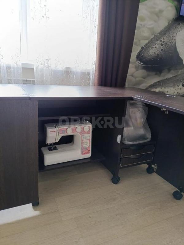 Продам швейный стол-трансформер, все вопросы по телефону - Орск