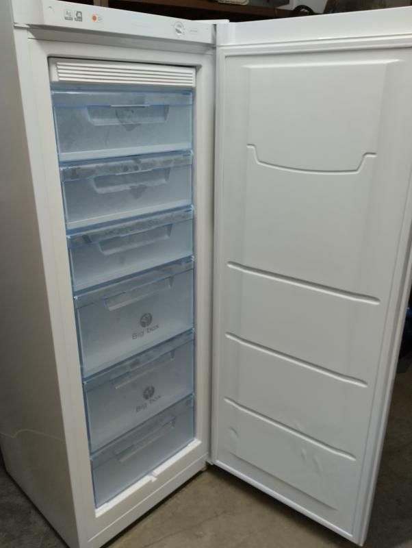 Продаётся морозильная камера POZIS FV NF-117, состояние отличное, полностью в рабочем состоянии. - Новотроицк