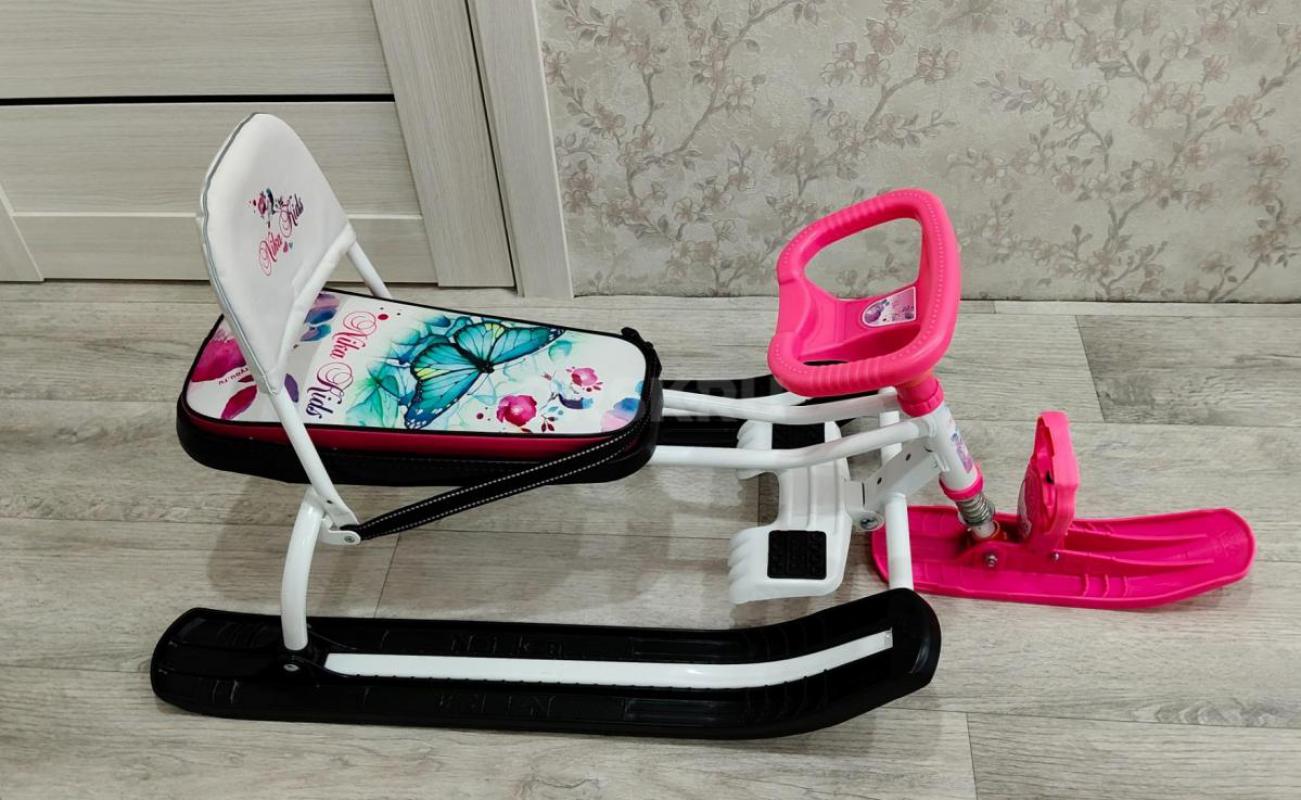 Снегокат для девочки в отличном состоянии, практически не использовался - Орск