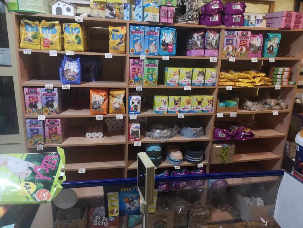 Продам Стеллажи, прилавки, витрины, весы M-ER-2шт,касса Эвотор-7(2шт). - Новотроицк