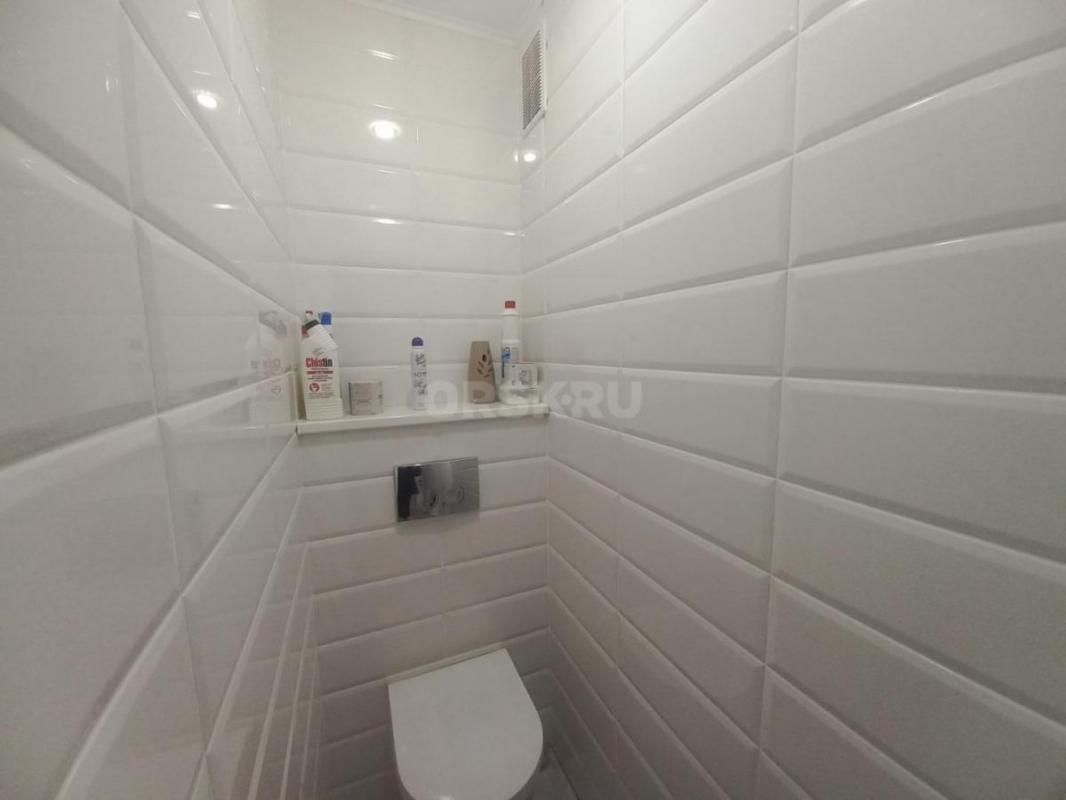 В продаже 3х комнатная квартира, расположенная на 4 этаже 5 этажного панельного дома, по адресу: ул. - Орск