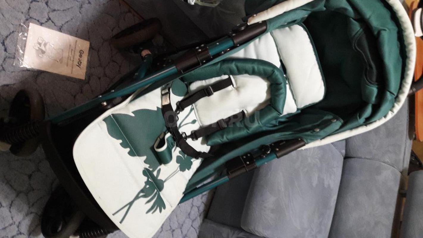 детскую коляску в отличном состоянии, очень удобную в хранении и перевозке - Орск