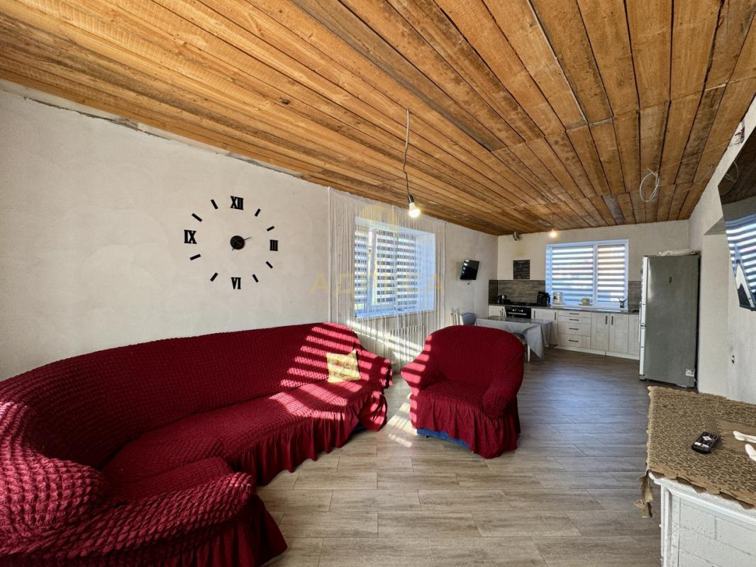 Предлагаем Вaшeму вниманию БОЛЬШОЙ ДОМ с ремонтом и мебелью, С ГАРАЖОМ по хорошей цене! - Оренбург